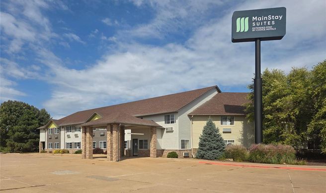 Mainstay Suites LeClaire Quad Cities Exterior
