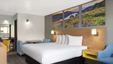 Days Inn by Wyndham Columbus Worthington Suite