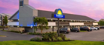 Days Inn by Wyndham Columbus Worthington Exterior