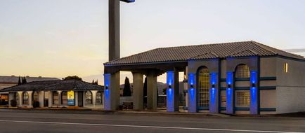 Baymont by Wyndham Kingman Exterior