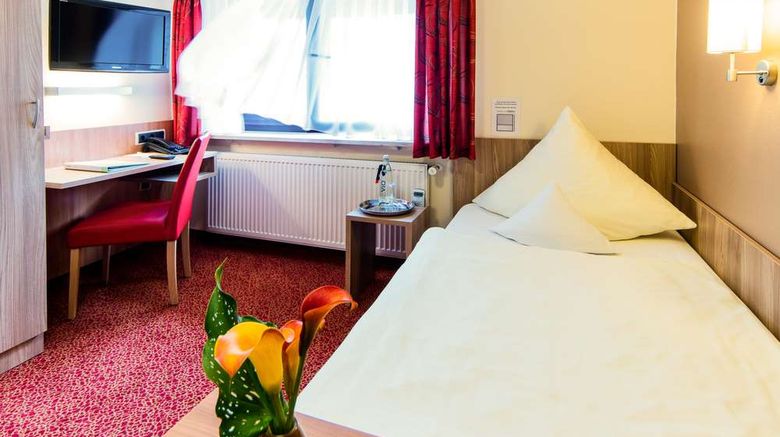 <b>Ambient Hotel Am Europakanal Room</b>. Images powered by <a href="https://iceportal.shijigroup.com/" title="IcePortal" target="_blank">IcePortal</a>.