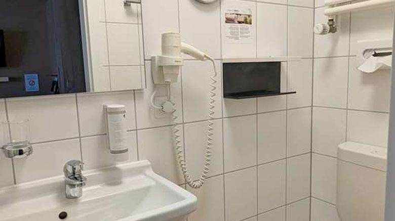 <b>Ambient Hotel Am Europakanal Room</b>. Images powered by <a href="https://iceportal.shijigroup.com/" title="IcePortal" target="_blank">IcePortal</a>.