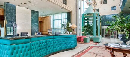 Royal Garden Hotel Lobby