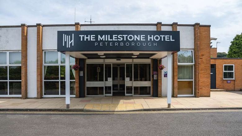 <b>The Milestone Hotel, Sure Coll by BW Exterior</b>. Images powered by <a href="https://iceportal.shijigroup.com/" title="IcePortal" target="_blank">IcePortal</a>.