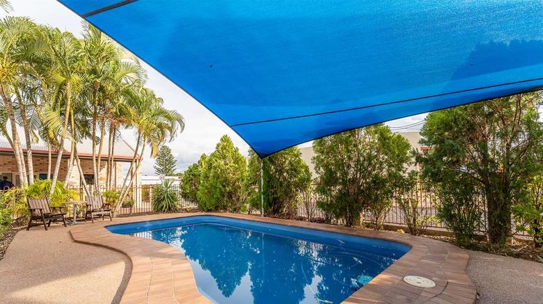 <b>Midlander Motor Inn Pool</b>. Images powered by <a href="https://iceportal.shijigroup.com/" title="IcePortal" target="_blank">IcePortal</a>.