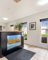 Midlander Motor Inn