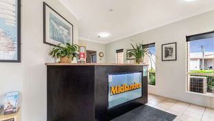 Midlander Motor Inn