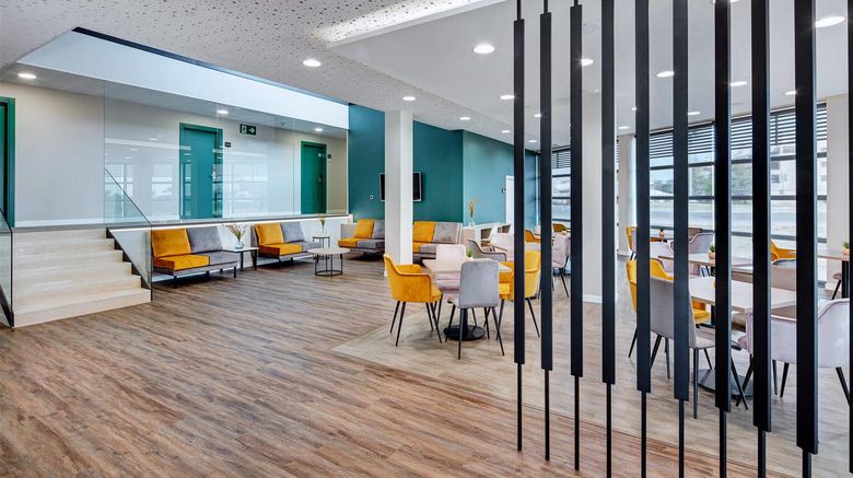 <b>Sercotel Cordoba Delicias, Ascend Coll Lobby</b>. Images powered by <a href="https://iceportal.shijigroup.com/" title="IcePortal" target="_blank">IcePortal</a>.