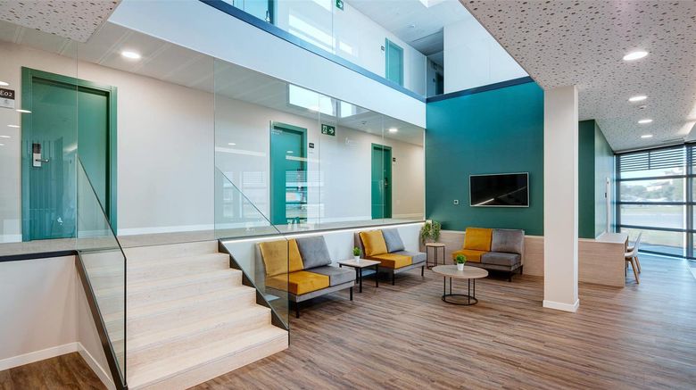 <b>Sercotel Cordoba Delicias, Ascend Coll Lobby</b>. Images powered by <a href="https://iceportal.shijigroup.com/" title="IcePortal" target="_blank">IcePortal</a>.