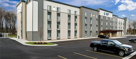 WoodSpring Suites University Area Exterior