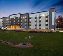 WoodSpring Suites University Area Exterior