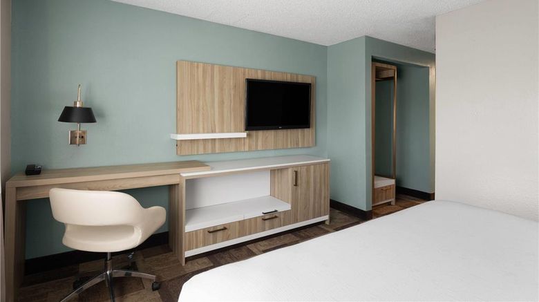 <b>Wyndham Garden Fremont Silicon Valley Suite</b>. Images powered by <a href="https://iceportal.shijigroup.com/" title="IcePortal" target="_blank">IcePortal</a>.