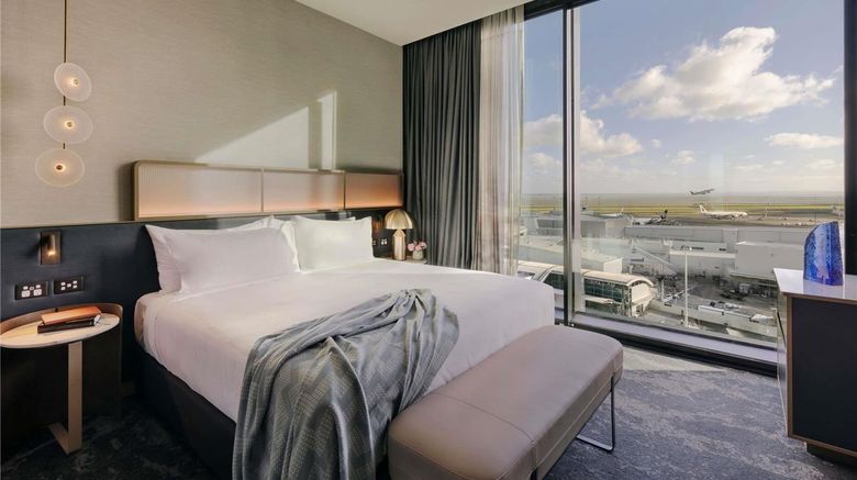 <b>Pullman Auckland Airport Room</b>. Images powered by <a href="https://iceportal.shijigroup.com/" title="IcePortal" target="_blank">IcePortal</a>.