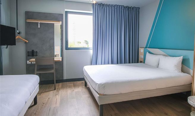 Ibis Budget Toulouse Labege Exterior