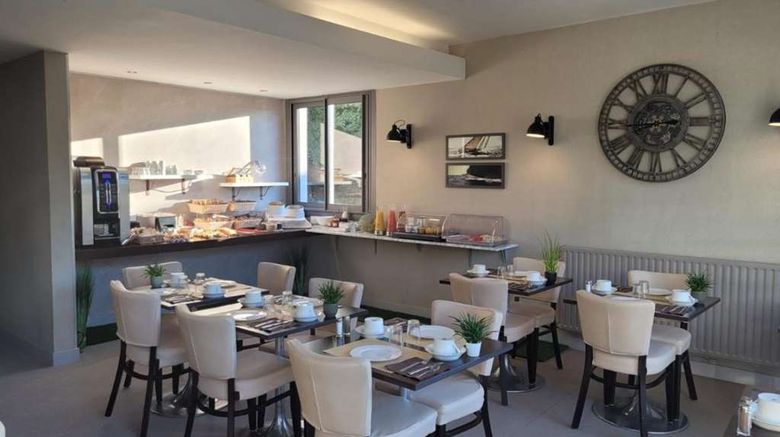 <b>Le Galet Hotel & Spa Restaurant</b>. Images powered by <a href="https://iceportal.shijigroup.com/" title="IcePortal" target="_blank">IcePortal</a>.