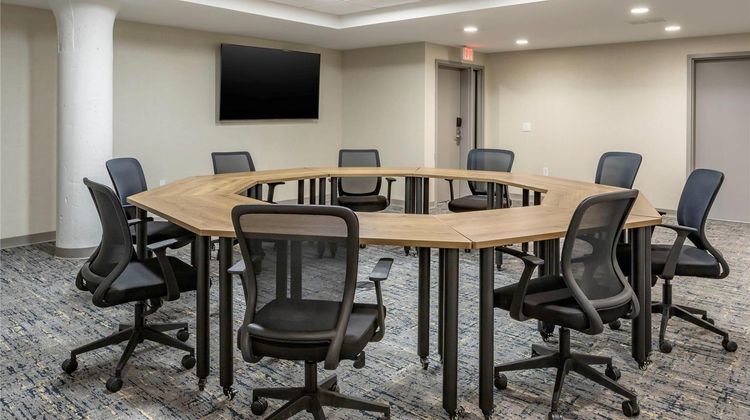 Comfort Inn & Stes  Liberty Intl Airport Meeting