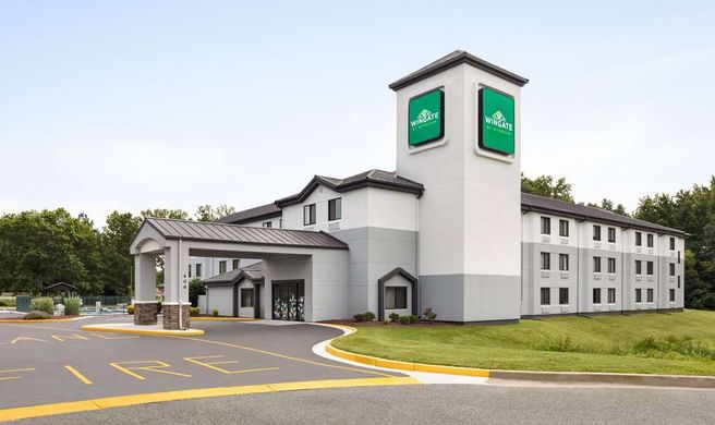 Wingate by Wyndham Salisbury Exterior