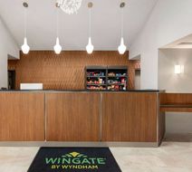 Wingate by Wyndham Salisbury Lobby
