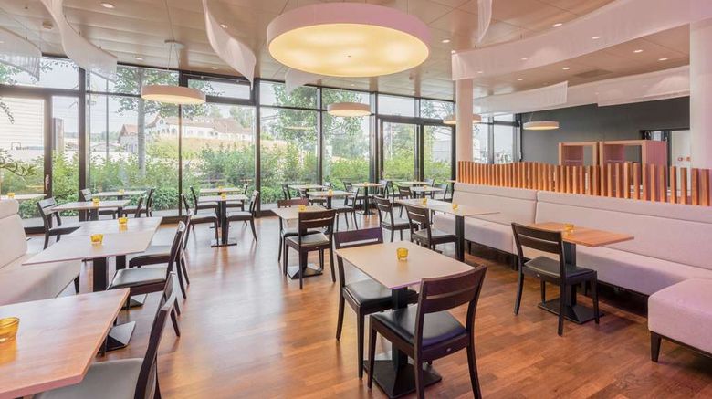 <b>Prize by Radisson, Zurich Affoltern Restaurant</b>. Images powered by <a href="https://iceportal.shijigroup.com/" title="IcePortal" target="_blank">IcePortal</a>.