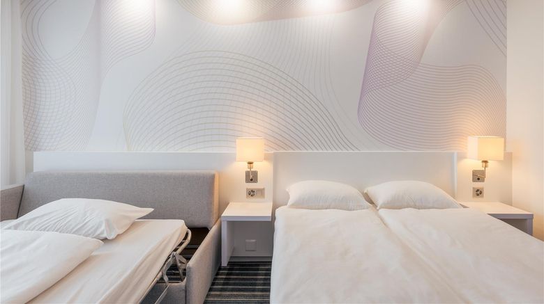 <b>Prize by Radisson, Zurich Affoltern Room</b>. Images powered by <a href="https://iceportal.shijigroup.com/" title="IcePortal" target="_blank">IcePortal</a>.