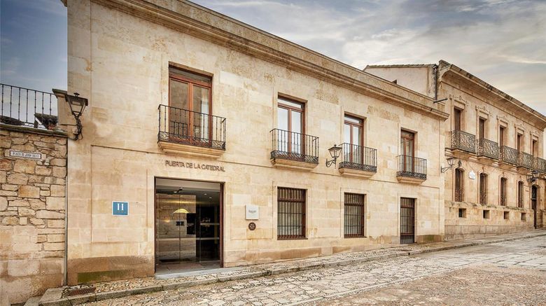 <b>Sercotel Puerta de la Catedral Exterior</b>. Images powered by <a href="https://iceportal.shijigroup.com/" title="IcePortal" target="_blank">IcePortal</a>.