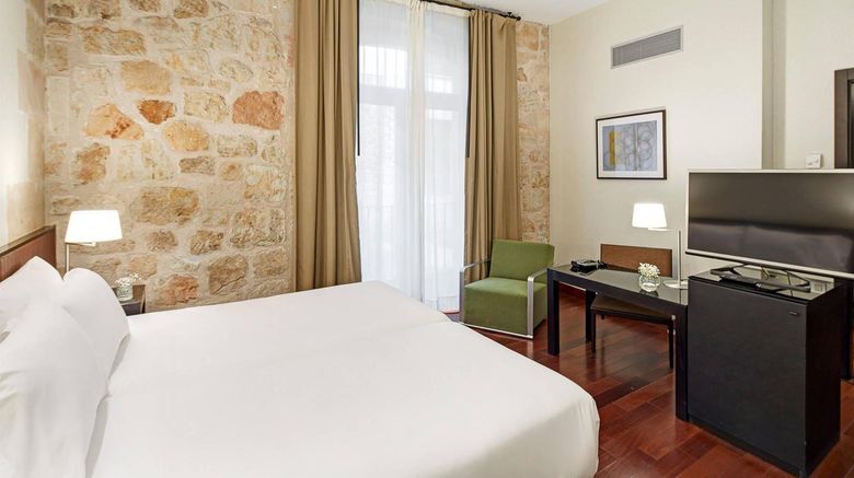 <b>Sercotel Puerta de la Catedral Room</b>. Images powered by <a href="https://iceportal.shijigroup.com/" title="IcePortal" target="_blank">IcePortal</a>.