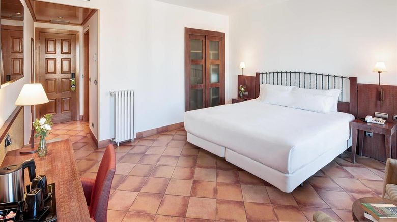 <b>Sercotel Toledo Renacimiento Room</b>. Images powered by <a href="https://iceportal.shijigroup.com/" title="IcePortal" target="_blank">IcePortal</a>.