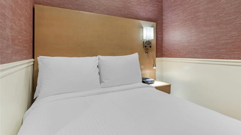 <b>Mayfair Hotel, Ascend Hotel Collection Room</b>. Images powered by <a href="https://iceportal.shijigroup.com/" title="IcePortal" target="_blank">IcePortal</a>.