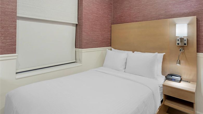 <b>Mayfair Hotel, Ascend Hotel Collection Room</b>. Images powered by <a href="https://iceportal.shijigroup.com/" title="IcePortal" target="_blank">IcePortal</a>.