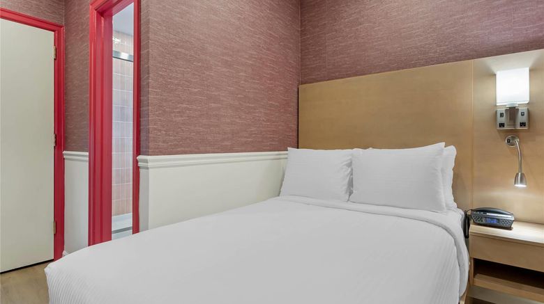 <b>Mayfair Hotel, Ascend Hotel Collection Room</b>. Images powered by <a href="https://iceportal.shijigroup.com/" title="IcePortal" target="_blank">IcePortal</a>.