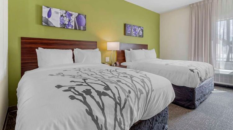 Sleep Inn and Suites Liberty Room