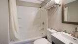 Suburban Studios Milwaukee Airport Room