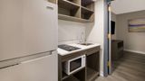 Suburban Studios Milwaukee Airport Suite