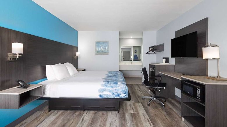 <b>Baymont by Wyndham Branson Thousand Hill Suite</b>. Images powered by <a href="https://iceportal.shijigroup.com/" title="IcePortal" target="_blank">IcePortal</a>.