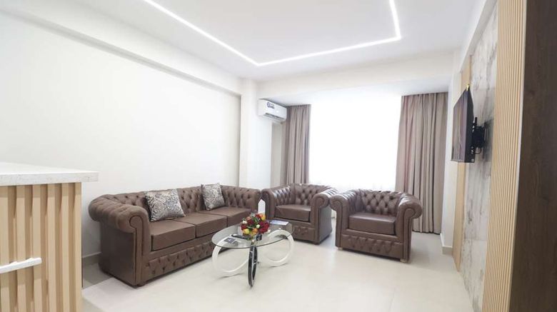 <b>Hotel Sapphire Suite</b>. Images powered by <a href="https://iceportal.shijigroup.com/" title="IcePortal" target="_blank">IcePortal</a>.