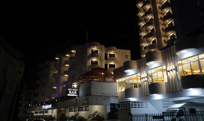 Hotel Sapphire Exterior