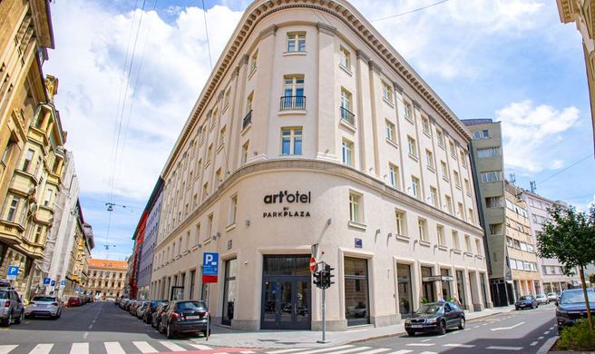 art'otel Zagreb Exterior