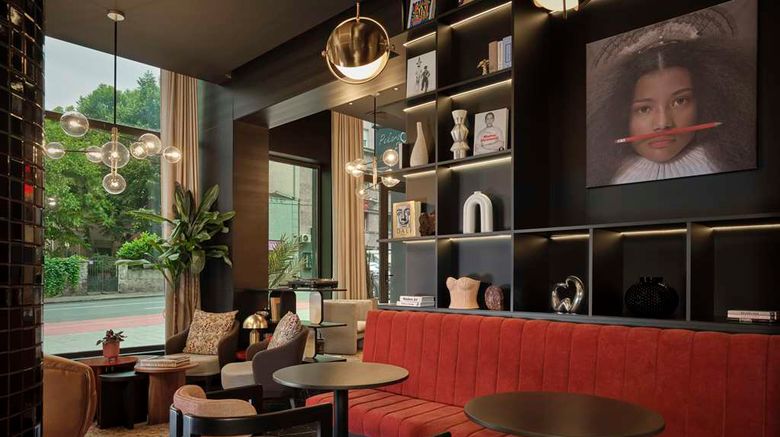 <b>Radisson Red Belgrade Lobby</b>. Images powered by <a href="https://iceportal.shijigroup.com/" title="IcePortal" target="_blank">IcePortal</a>.