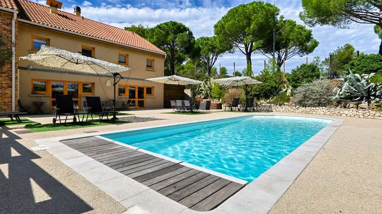 Hotel Balladins Martigues Istre Pool
