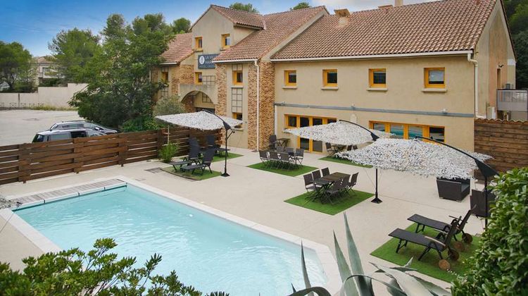 Hotel Balladins Martigues Istre Pool