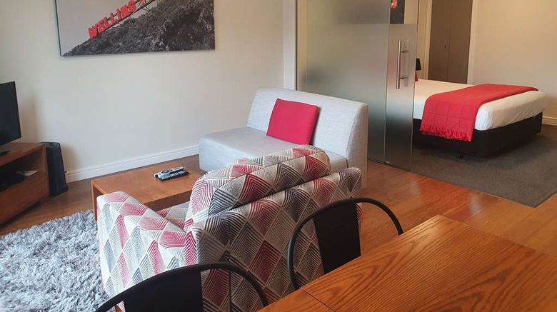 <b>Boulcott Suites Suite</b>. Images powered by <a href="https://iceportal.shijigroup.com/" title="IcePortal" target="_blank">IcePortal</a>.