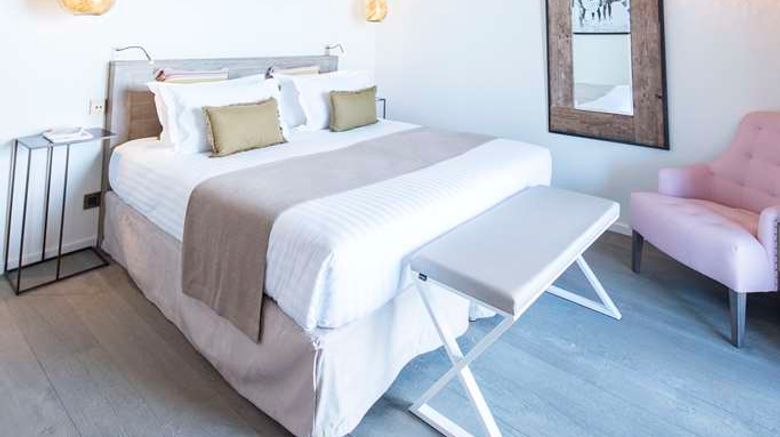<b>L'Anderenis Boutique Hotel Room</b>. Images powered by <a href="https://iceportal.shijigroup.com/" title="IcePortal" target="_blank">IcePortal</a>.