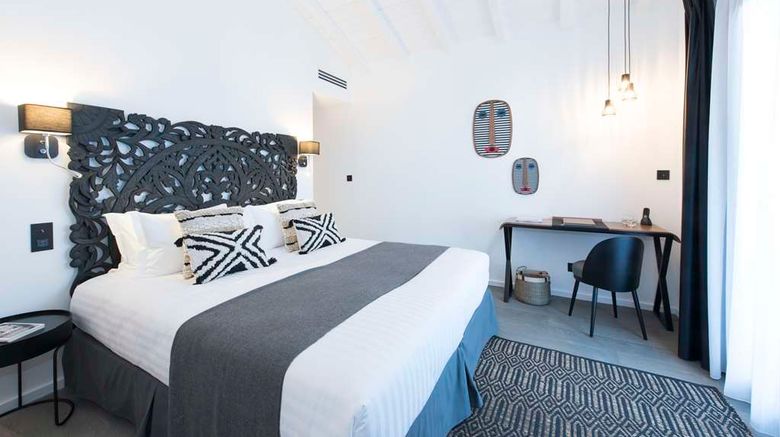 <b>L'Anderenis Boutique Hotel Room</b>. Images powered by <a href="https://iceportal.shijigroup.com/" title="IcePortal" target="_blank">IcePortal</a>.