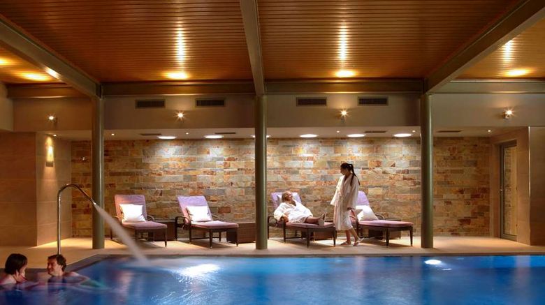 <b>The Greenway Hotel & Spa Pool</b>. Images powered by <a href="https://iceportal.shijigroup.com/" title="IcePortal" target="_blank">IcePortal</a>.