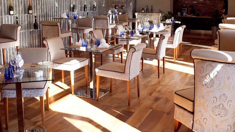 <b>The Greenway Hotel & Spa Restaurant</b>. Images powered by <a href="https://iceportal.shijigroup.com/" title="IcePortal" target="_blank">IcePortal</a>.