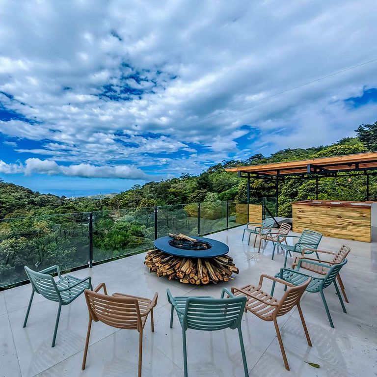 Cloud Forest Lodge