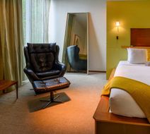 Ohtel Room