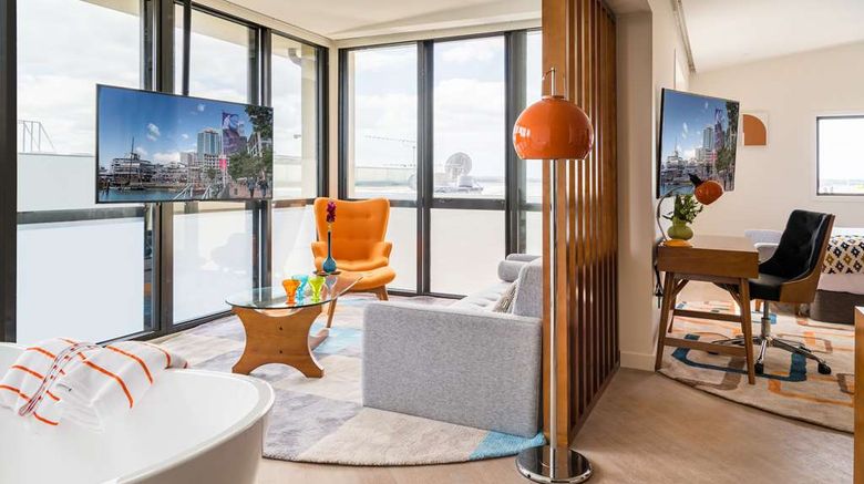 <b>Ohtel Auckland Suite</b>. Images powered by <a href="https://iceportal.shijigroup.com/" title="IcePortal" target="_blank">IcePortal</a>.