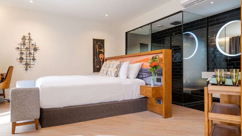 <b>Ohtel Auckland Room</b>. Images powered by <a href="https://iceportal.shijigroup.com/" title="IcePortal" target="_blank">IcePortal</a>.