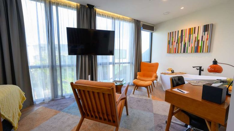 <b>Ohtel Auckland Suite</b>. Images powered by <a href="https://iceportal.shijigroup.com/" title="IcePortal" target="_blank">IcePortal</a>.